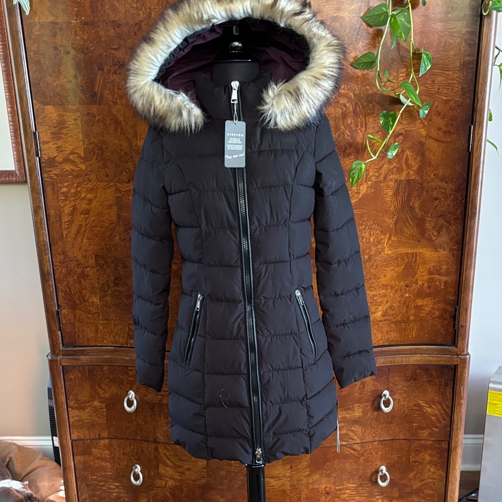 NWT Laundry By Shelli Segal Black Puffer Jacket with Faux Fur Hood - Picture 10 of 16